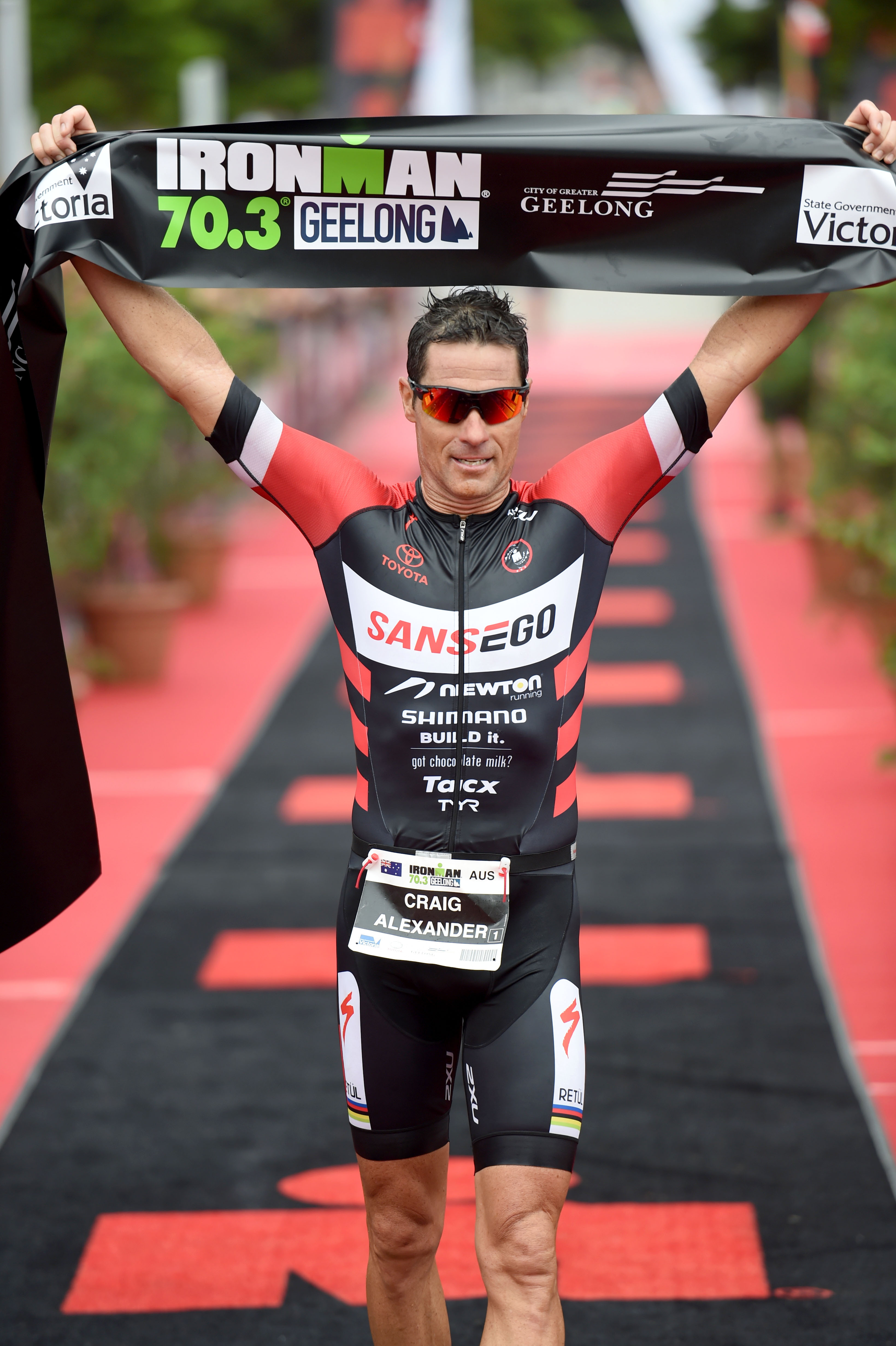 Craig Alexander Wins IRONMAN 703 Geelong 2015