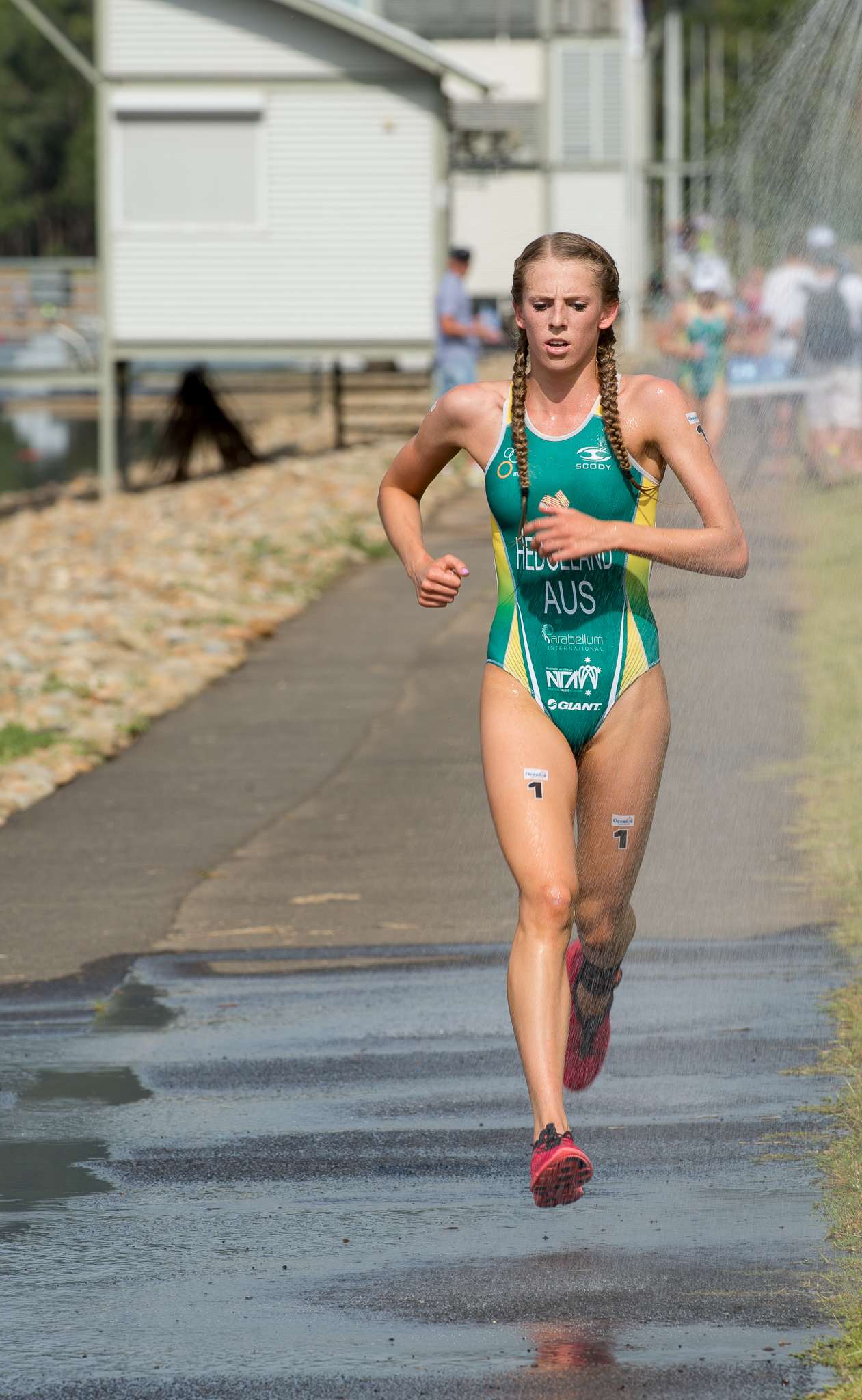 Kira Hedgeland OTU Run 2015
